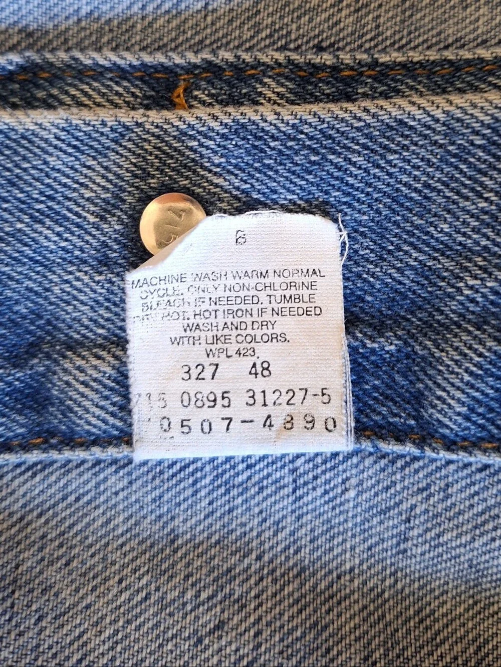 Vintage 1995 Levi’s 70507 Made in USA Denim Trucker Jacket L